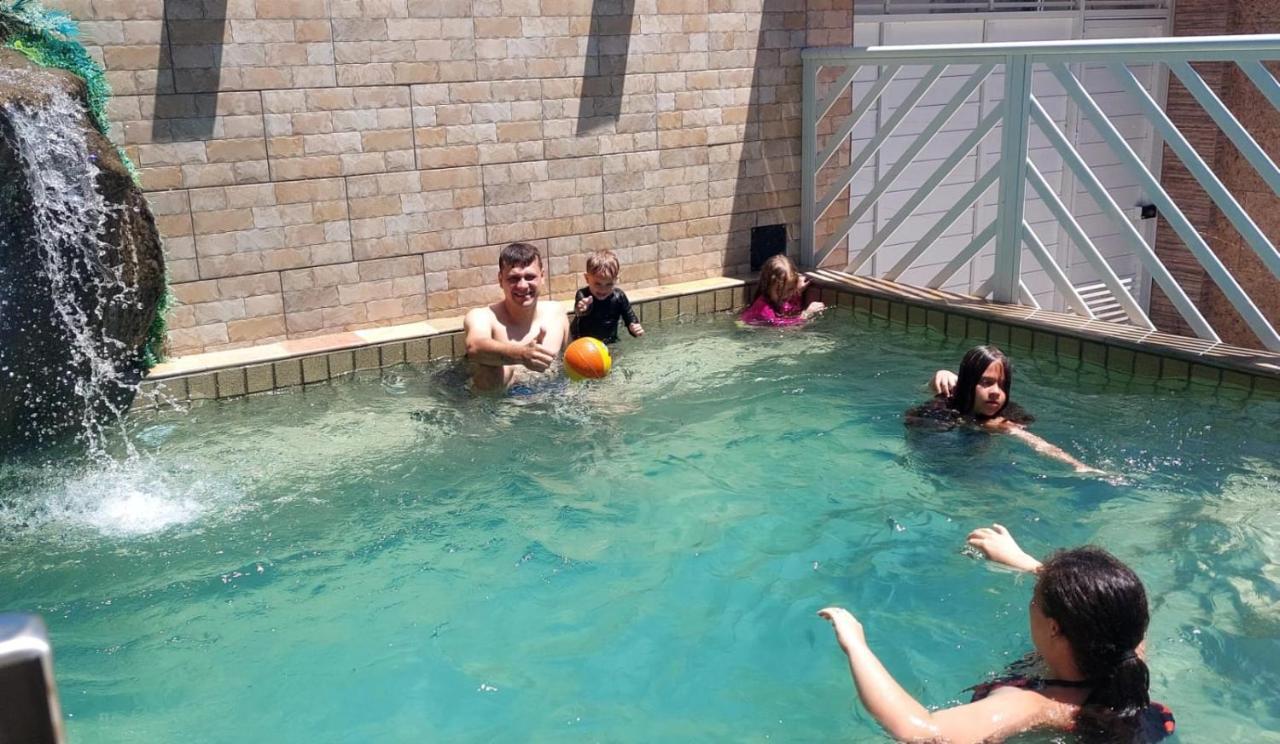 Hostel Falcao-Suites Privativas Com Ar Condicionado Rio das Ostras Exterior foto